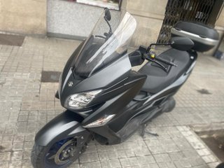Suzuki Burgman 400 2024 Maxi-Scooter
