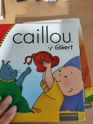 Colección libros Caillou