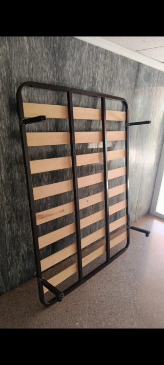 Somier cama metal y madera