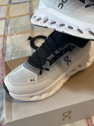 Zapatillas On Running Nuevas Talla 43
