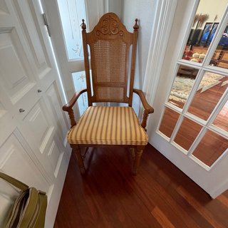 Mesa de comedor con 6 sillas Madera maciza.