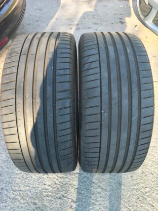 Neumáticos 275/35/22