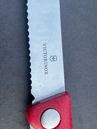 Coltello Victorinox Swiss Made Rosso