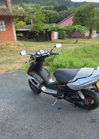 Peugeot Speedfight 2 Scooter