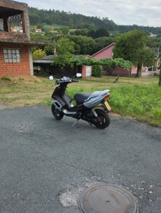 Peugeot Speedfight 2 Scooter