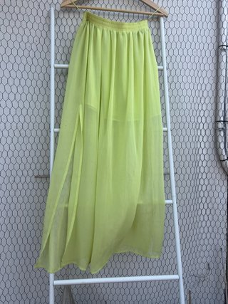 Falda larga verde lima con forro