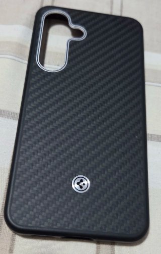 Funda Spigen Enzo Aramid Samsung Galaxy S25