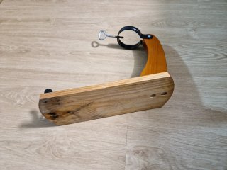 Jamonero de madera con cuchillo