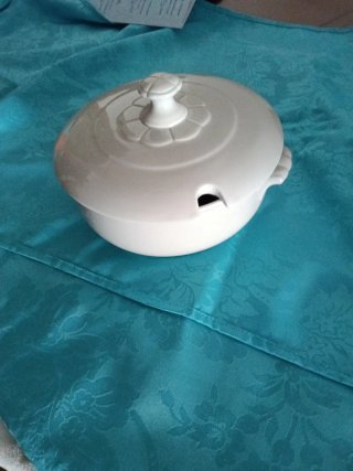Sopera Vintage Cerámica Blanca