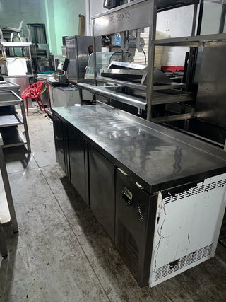 Bajo mostrador 3 puertas