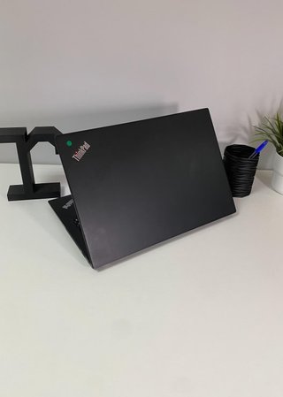 Portátil Lenovo T14 i7 10th 16Gb RAM 256 SSD 14"