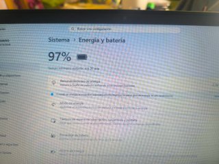 Portátil i7, 8 Gb Ram, SSD 256 Gigas. Peso 1.4 kgr