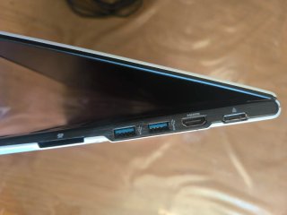Portátil i7, 8 Gb Ram, SSD 256 Gigas. Peso 1.4 kgr