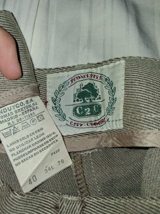 Pantalones de vestir gris 40 y blanco 38