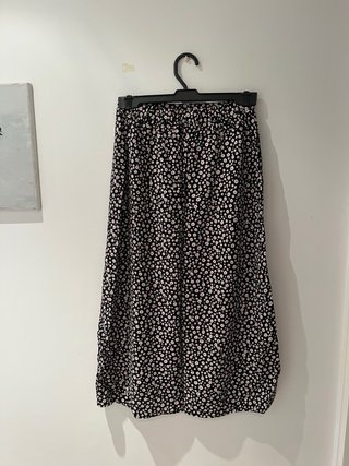 Kiabi falda larga estampada floral nueva