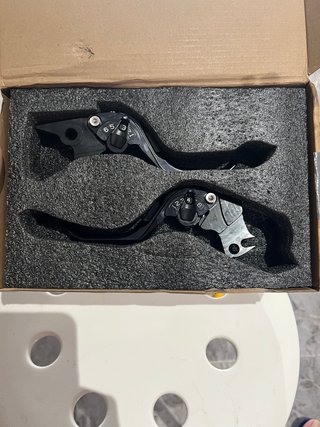 Manetas Husqvarna Svartpilen Vitpilen 401