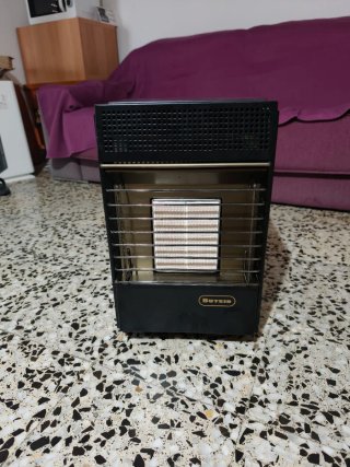 Estufa de Gas Butano Butsir Negra