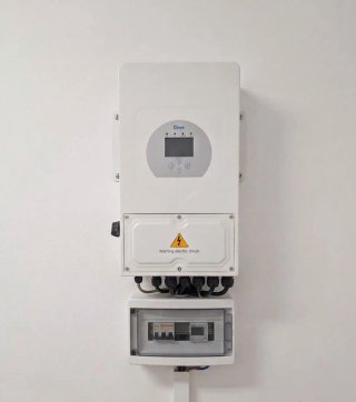 Inversor Deye SUN-3.6Kw + Modulo Wifi