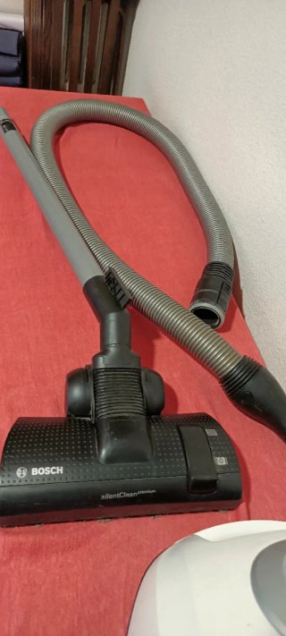 Aspiradora Bosch ProSilence PureAir
