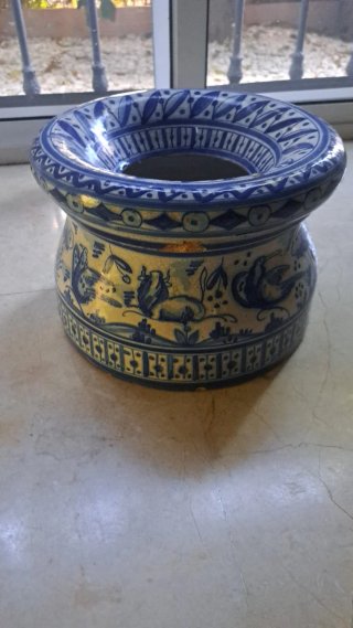 Escupidera cerámica Talavera vintage azul