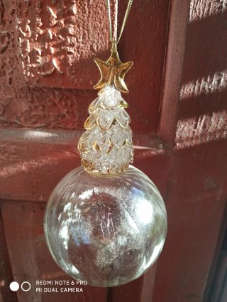 Dos bolas navideñas