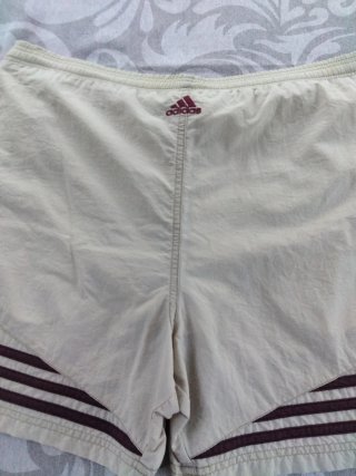 2 Costumi da bagno Adidas Beige e pantalone sportivo blu