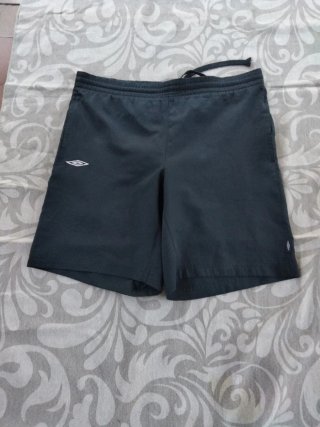 2 Costumi da bagno Adidas Beige e pantalone sportivo blu