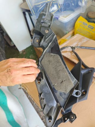 Cubre pierna lateral Yamaha R6