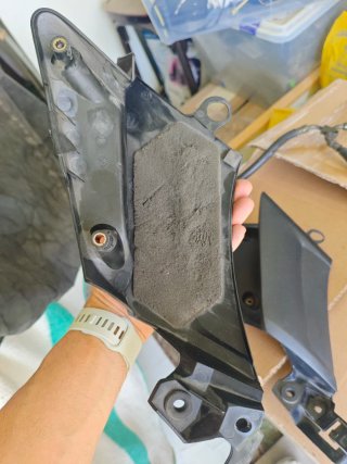 Cubre pierna lateral Yamaha R6