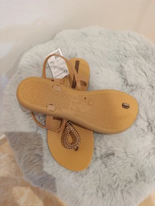 Sandalias Ipanema mostaza Talla 38