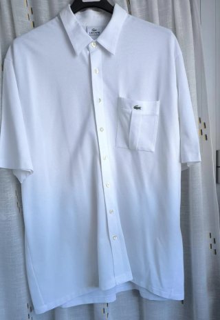 Camisa Lacoste Blanca y Azul marino