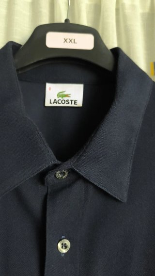 Camisa Lacoste Blanca y Azul marino