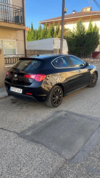 Alfa Romeo Giulietta 2011