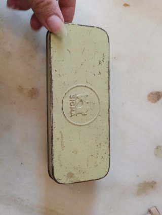 Sellos antiguos en lata España