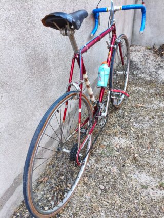 Bicicleta Carretera Vintage Roja
