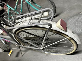 Bicicleta Paseo Mujer BH Gris/Blanco