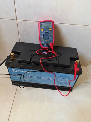 Batería LiFePO4 12V 100Ah Kepworth