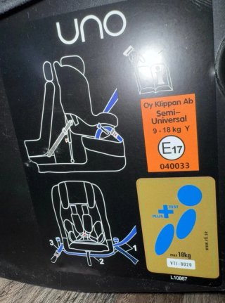 Silla de auto contramarcha negra