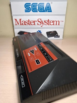 SEGA Master System con Everdrive L10