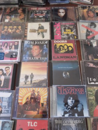 CDs Música Pop Rock Internacional y Nacional