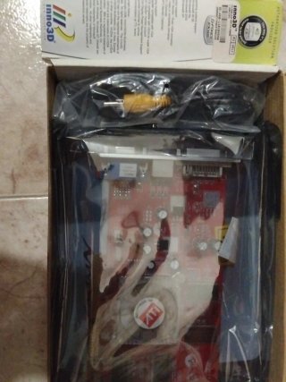 Tarjeta Gráfica Inno3D GeForce FX 5500 NVIDIA