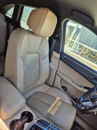 Porsche Macan 2021