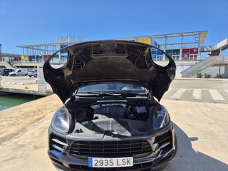 Porsche Macan 2021