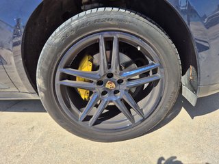 Porsche Macan 2021
