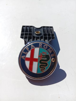 Emblemas frontal Alfa 147
