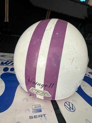 Casco NZI Talla XS Blanco y Morado