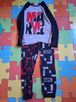 Pijama Marvel Talla 9-10 Años