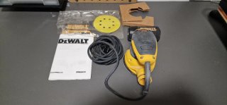 Lijadora Roto-Orbital DeWALT DWE6423