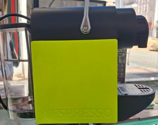 Cafetera Nespresso sin estrenar