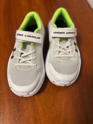 Zapatillas Under Armour A ESTRENAR